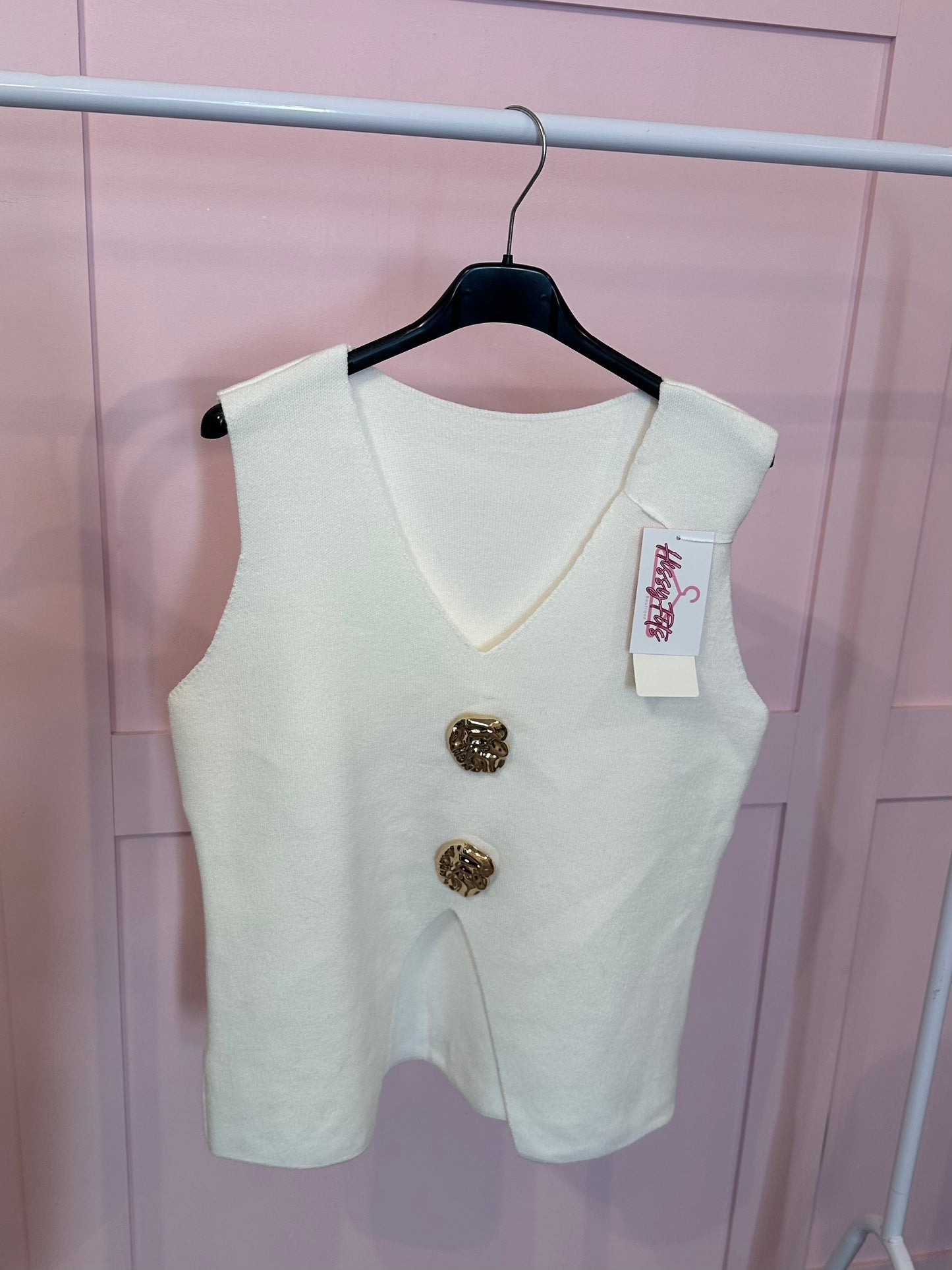 GOLD DOUBLE BROACH KNIT VEST