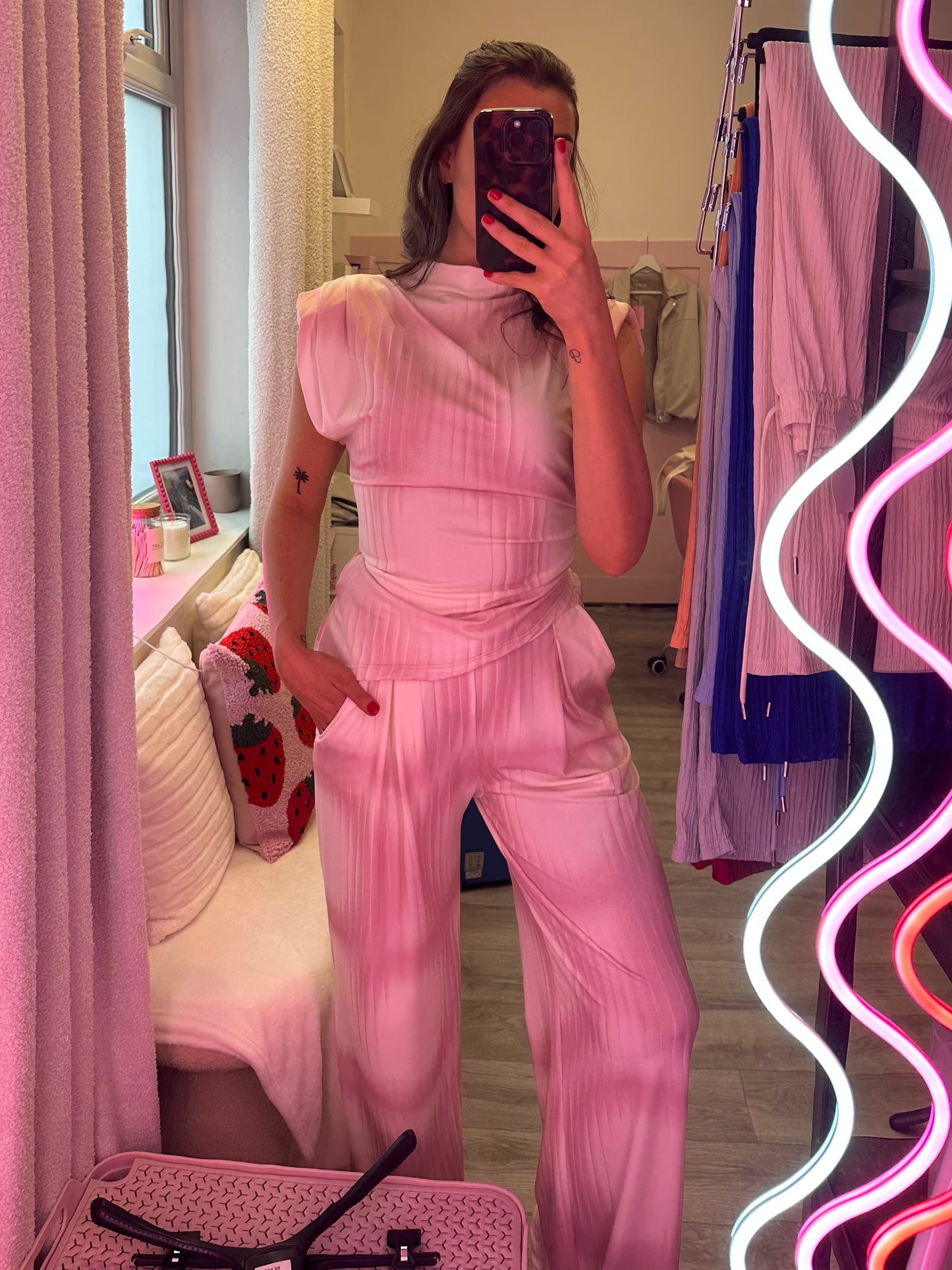 SHOULDER PAD ASYMMETRIC TOP & TROUSERS CO-ORD