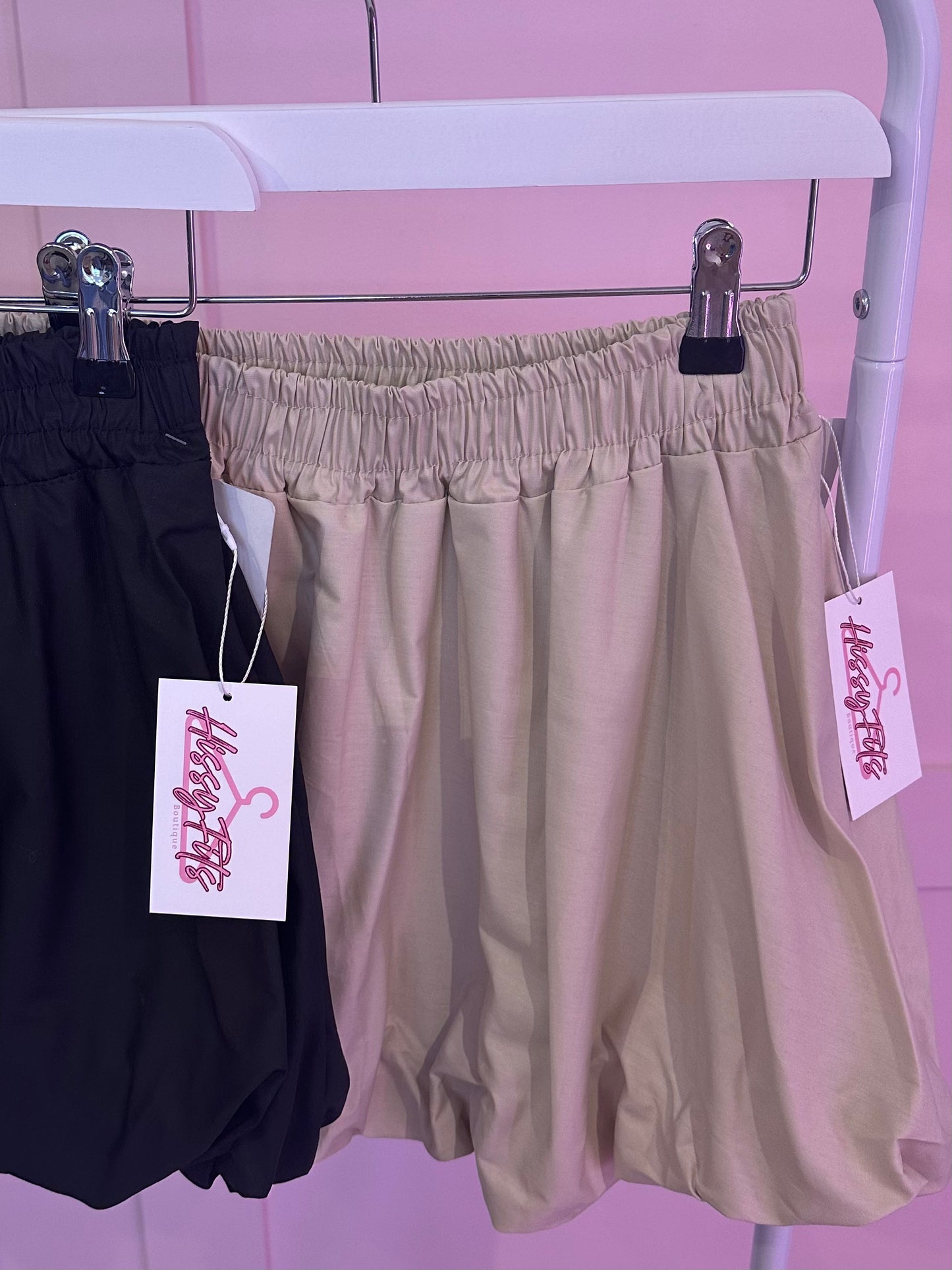 PUFFBALL MINI SKIRT